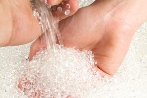 MQC+を用いた結晶ポリスチレン中の油分測定